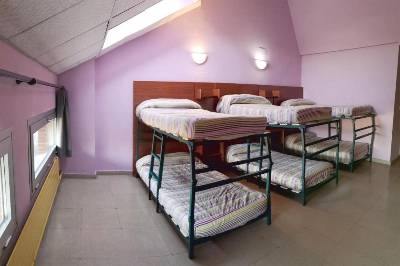 Residencia Albergue جاكا المظهر الخارجي الصورة